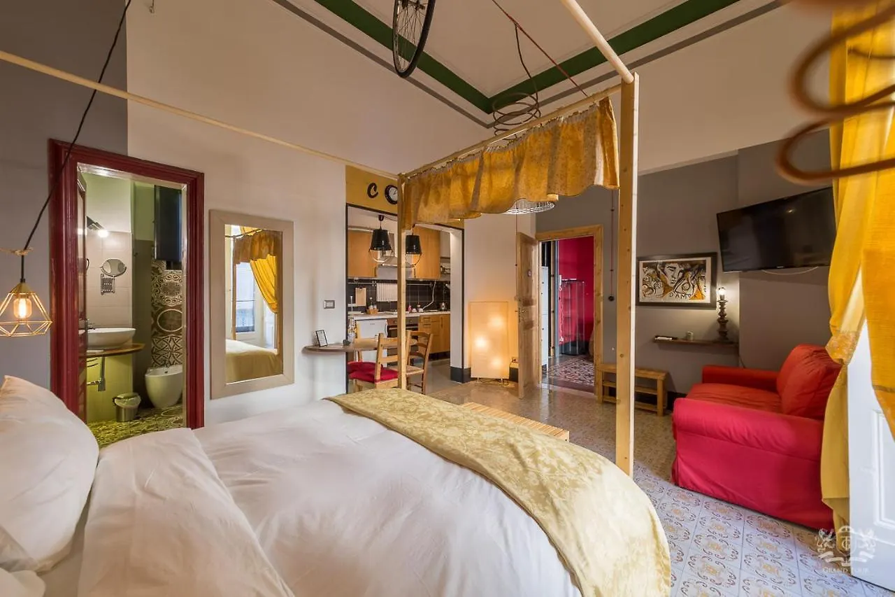 Grand Tour Design Guest House Catania Self Check-In Bed and breakfast