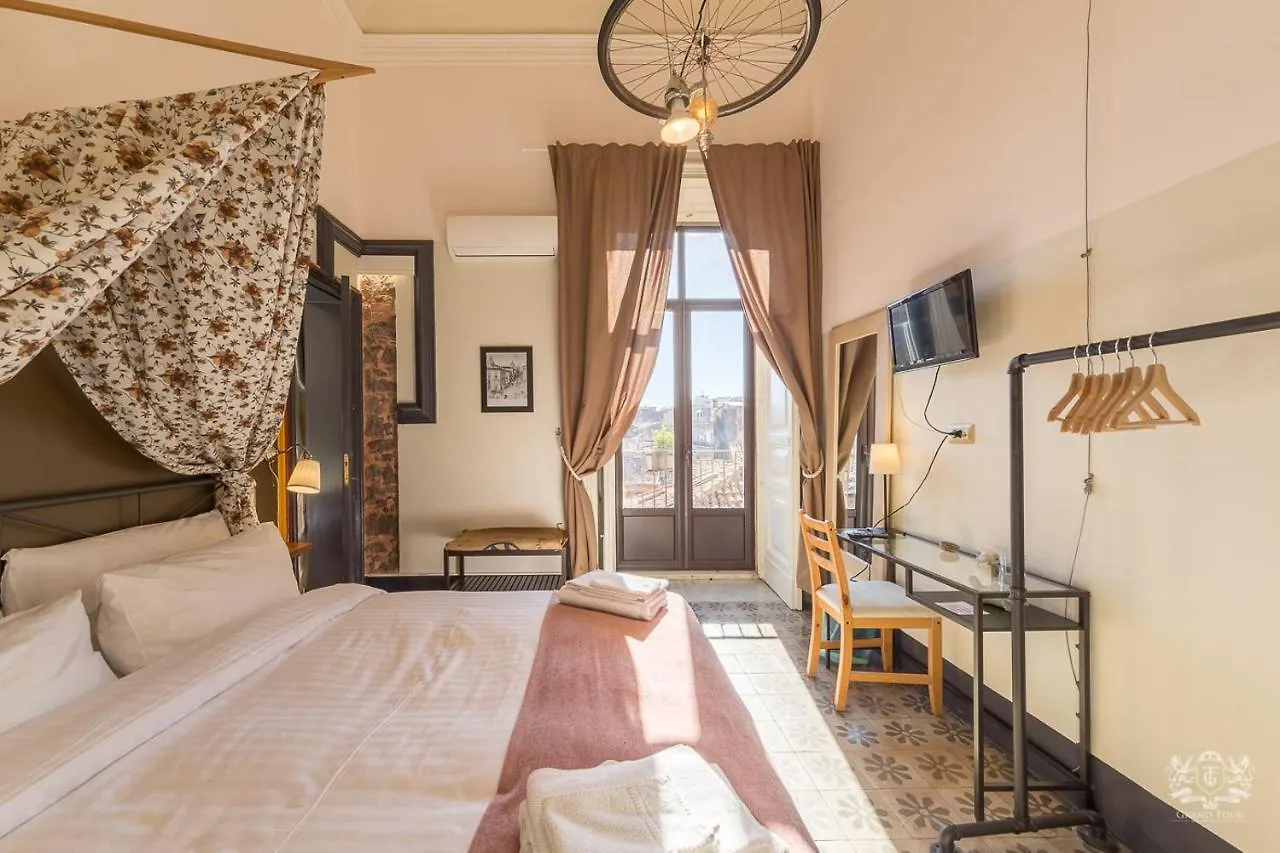 *** Bed and breakfast Grand Tour Design Guest House Catania Self Check-In Italia