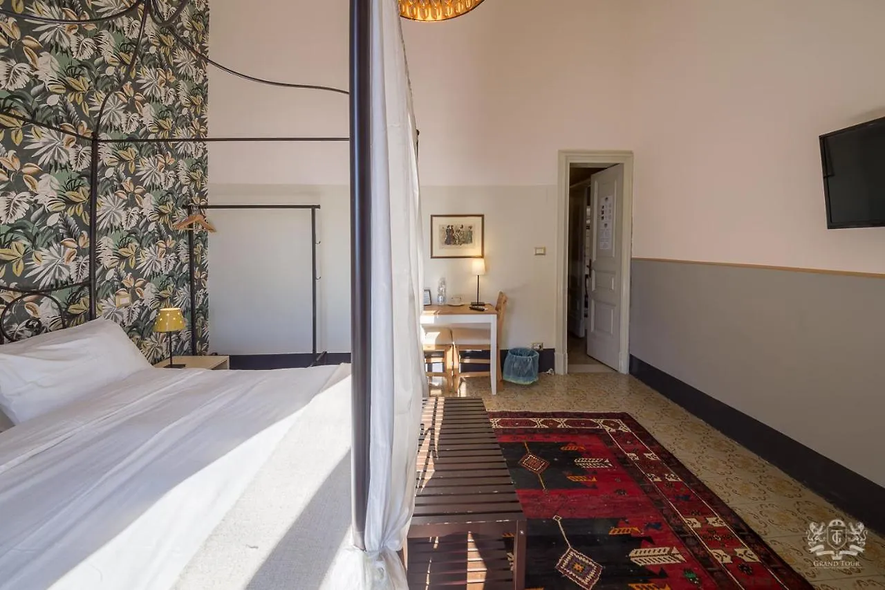 Grand Tour Design Guest House Catania Self Check-In Bed and breakfast