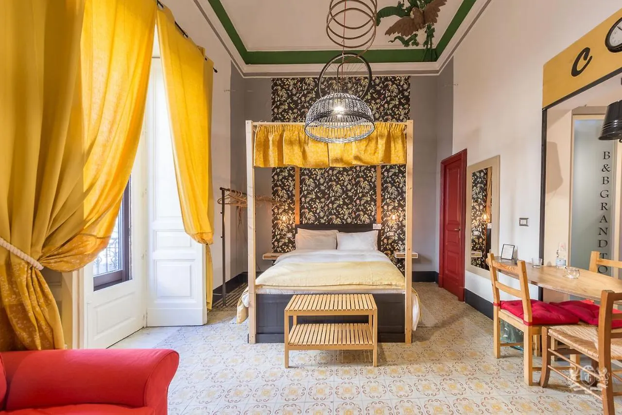 Bed and breakfast Grand Tour Design Guest House Catania Self Check-In