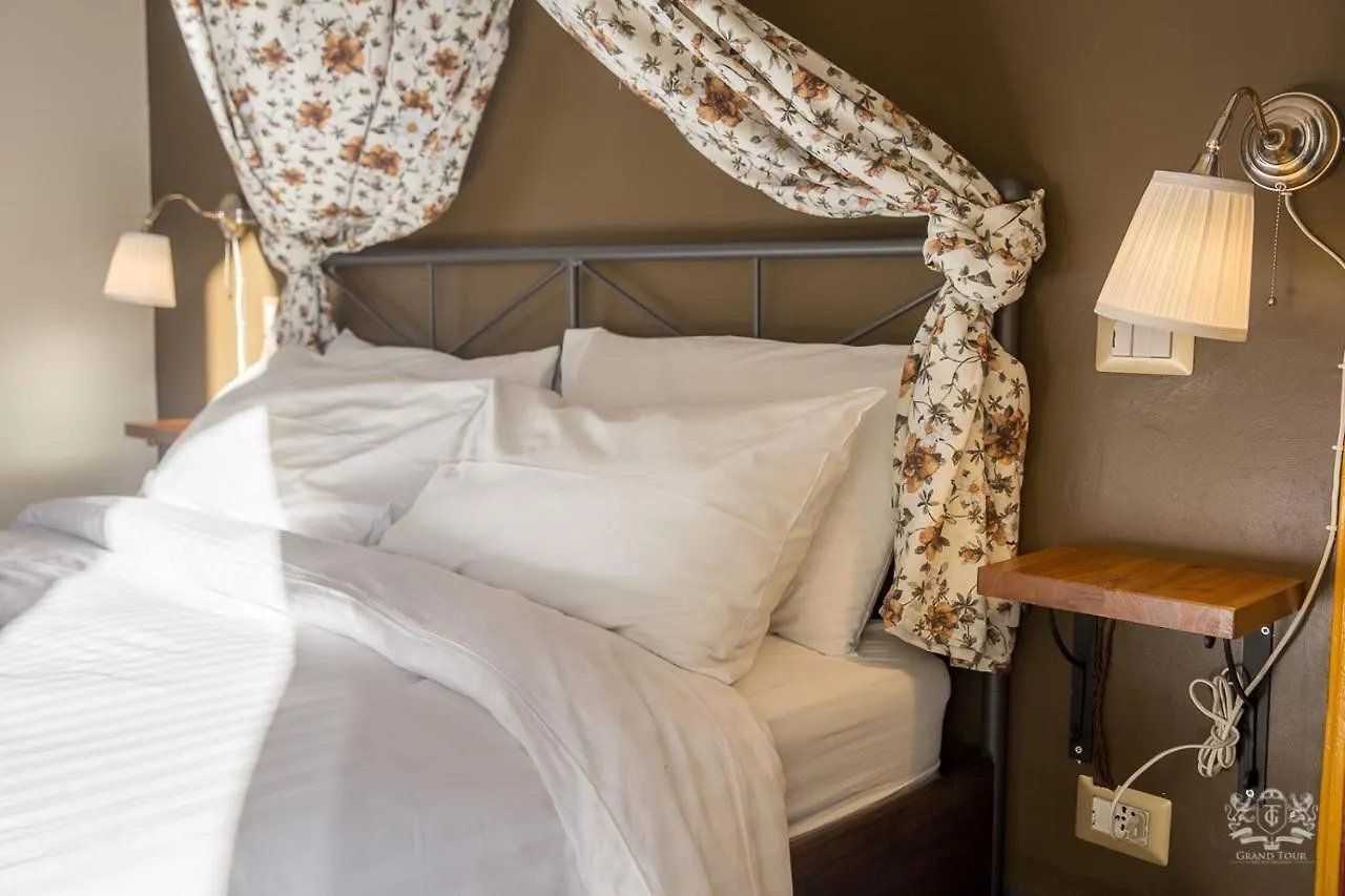 Grand Tour Design Guest House Catania Self Check-In 3*,
