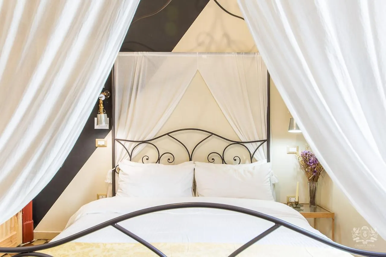 Grand Tour Design Guest House Catania Self Check-In Bed and breakfast