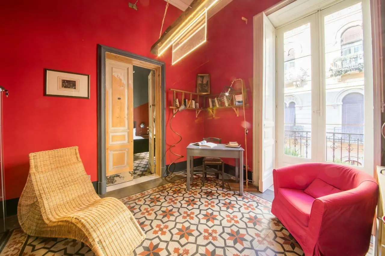 Grand Tour Design Guest House Catania Self Check-In Couette-café