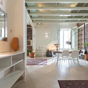 Amenano Apartments Italia
